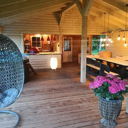 Farm stay Avar Puhkekompleks Saunaga *