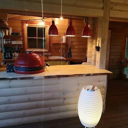 Avar puhkekompleks saunaga Majutus talus